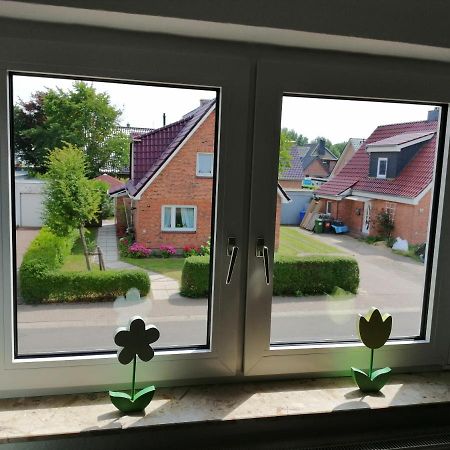 Haus Trossenstek II Apartment Busum Exterior photo
