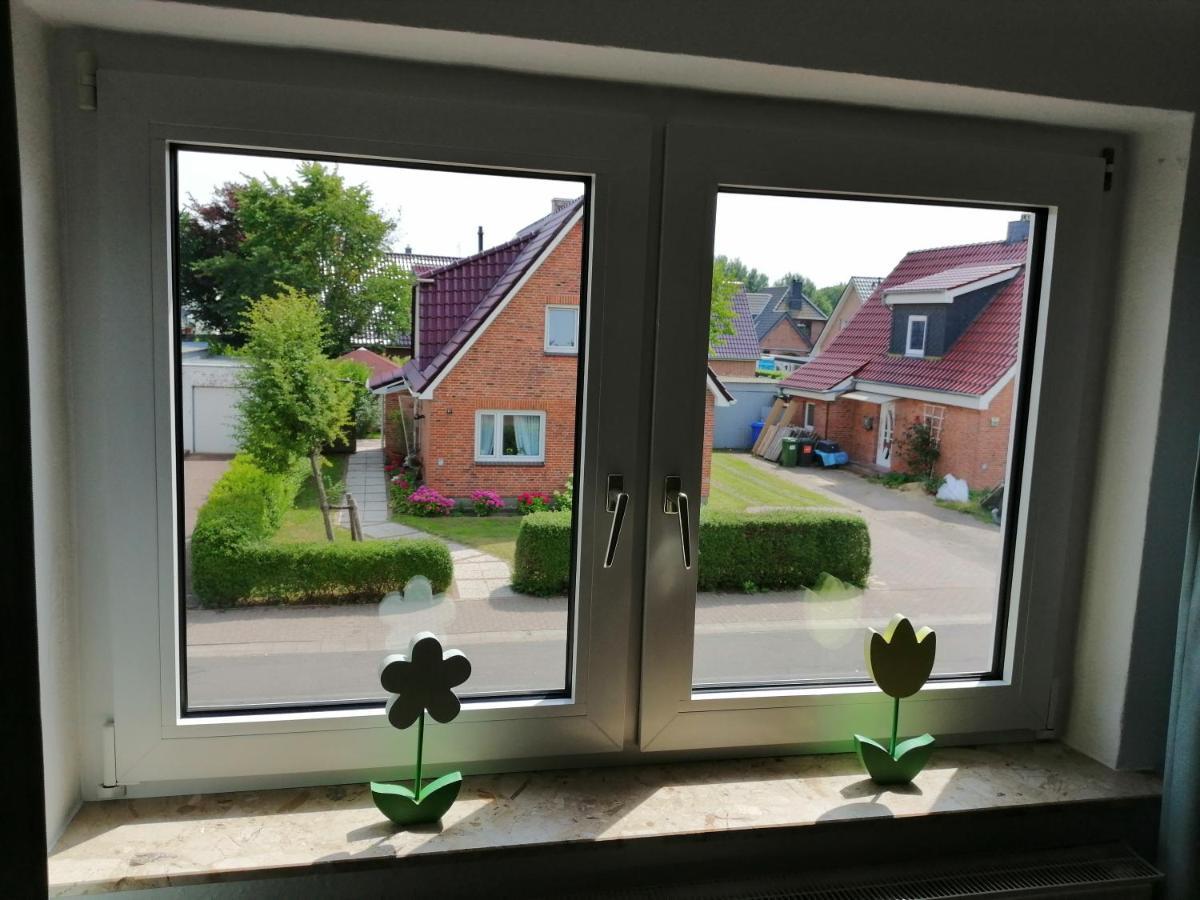 Haus Trossenstek II Apartment Busum Exterior photo