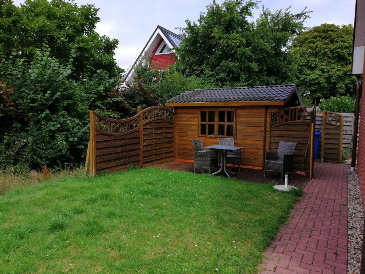 Haus Trossenstek II Apartment Busum Exterior photo